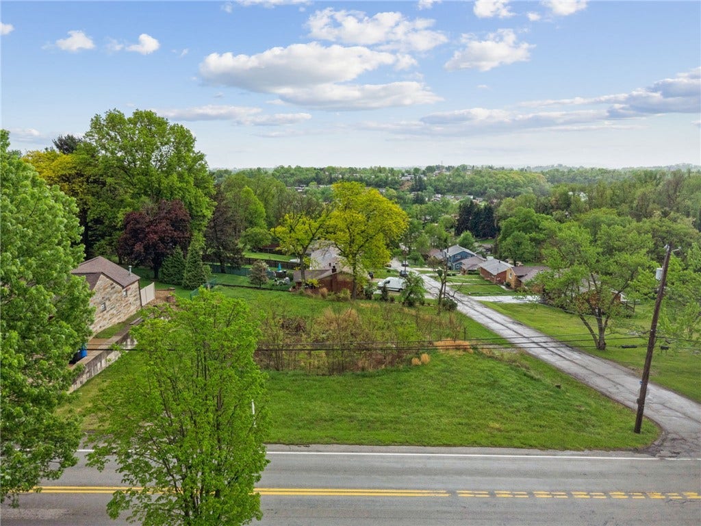361 Carpenter Ln, Irwin, PA 15642 361 Carpenter Ln, Irwin, PA 15642