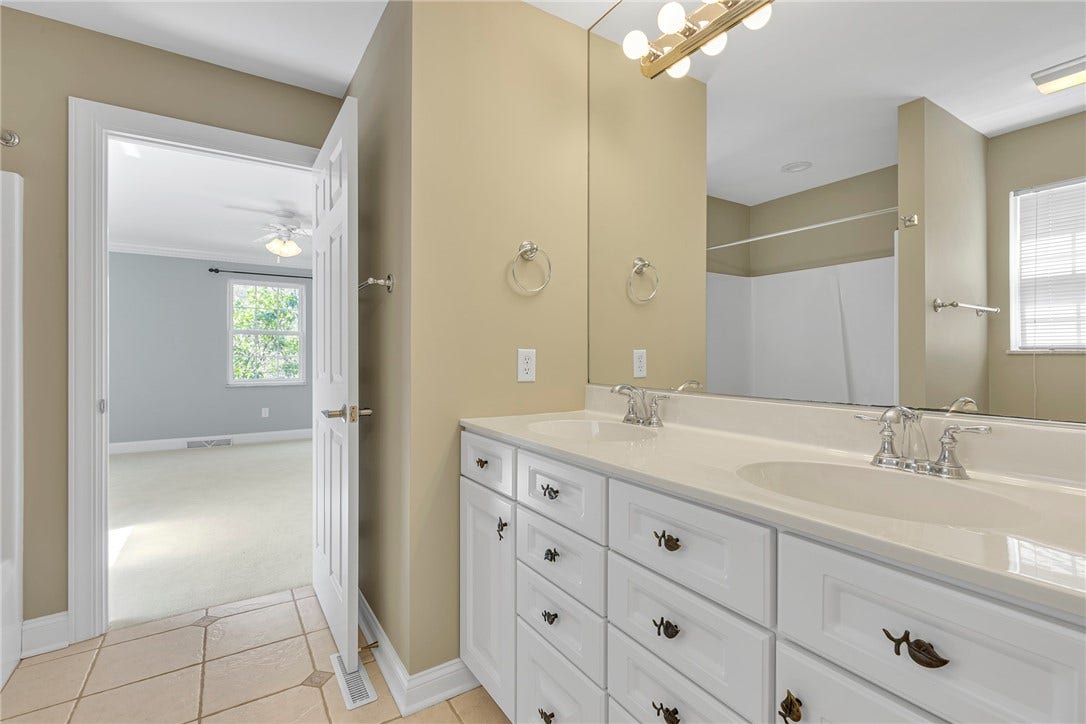 404 Rockledge Dr, Sewickley, PA 15143