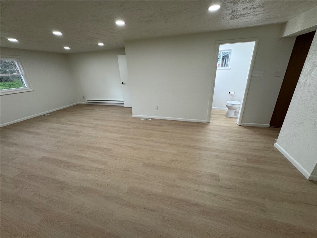 126 Holly Place, Mount Pleasant, PA 15666