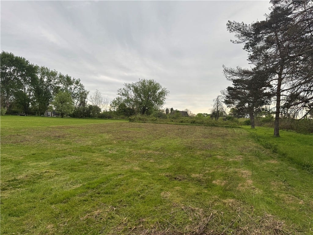 126 Holly Place, Mount Pleasant, PA 15666