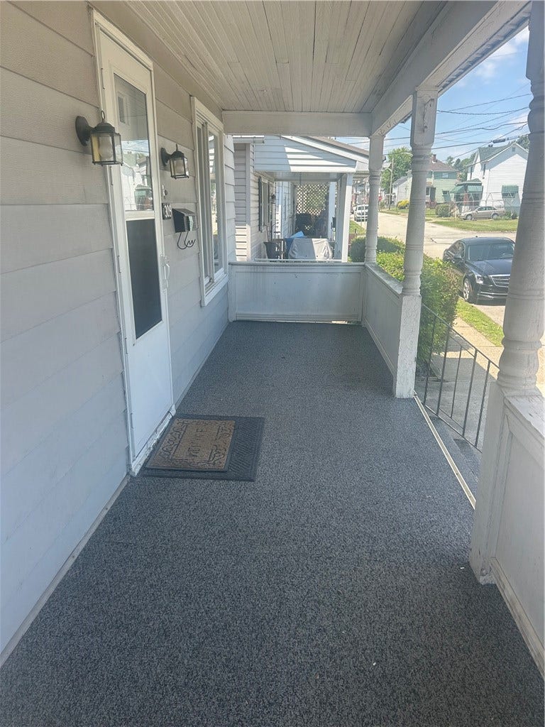 309 Spruce St, Mount Pleasant, PA 15666