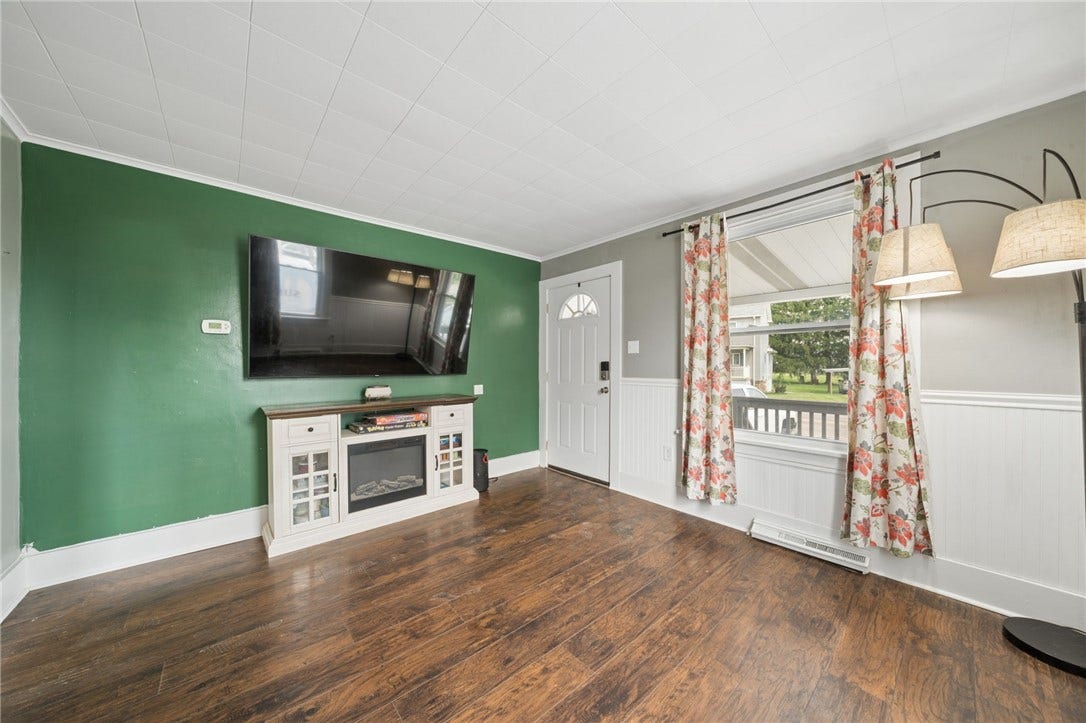 1537 Mount Pleasant Connell Road, Mount Pleasant, PA 15666