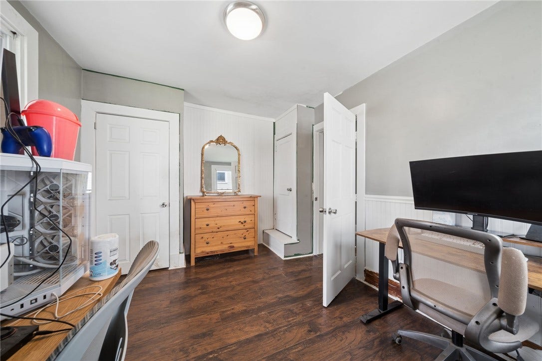 1537 Mount Pleasant Connell Road, Mount Pleasant, PA 15666