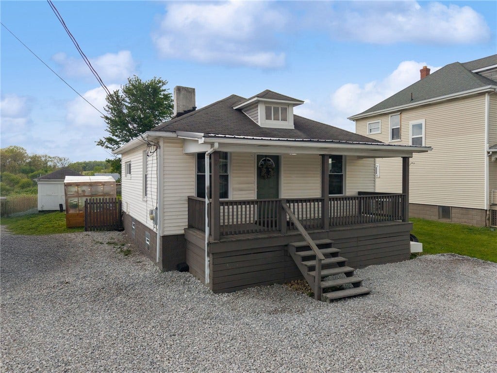 1537 Mount Pleasant Connell Road, Mount Pleasant, PA 15666