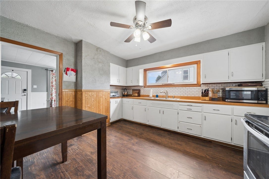 1537 Mount Pleasant Connell Road, Mount Pleasant, PA 15666