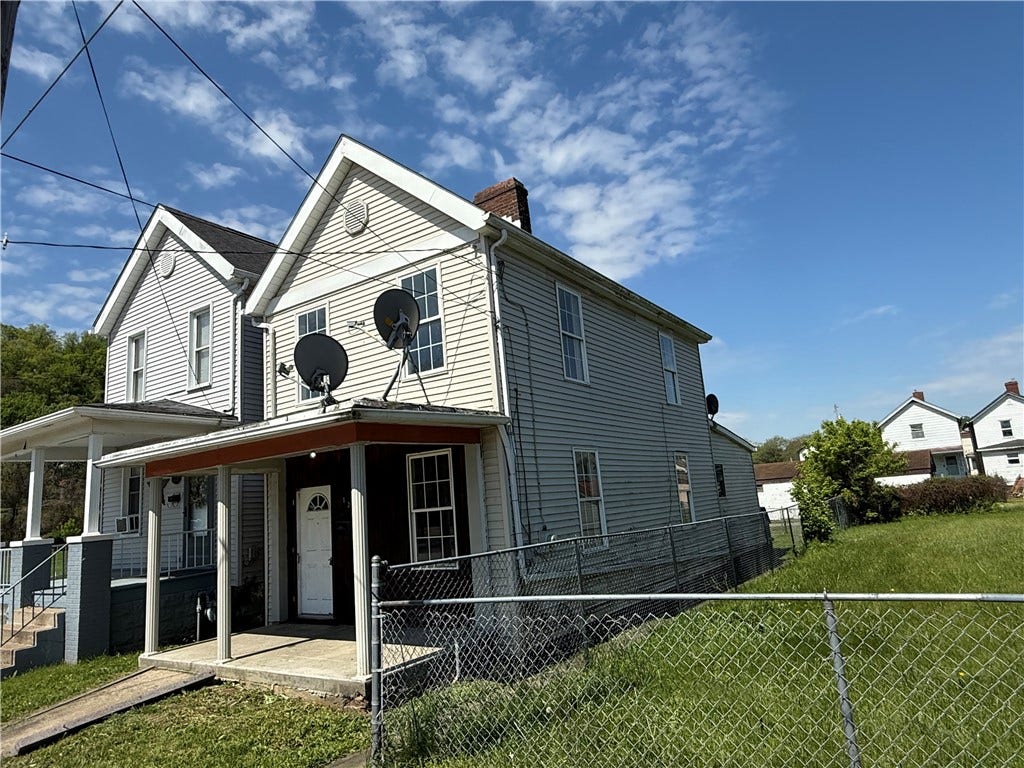 125 12th Street, Jeannette, PA 15644