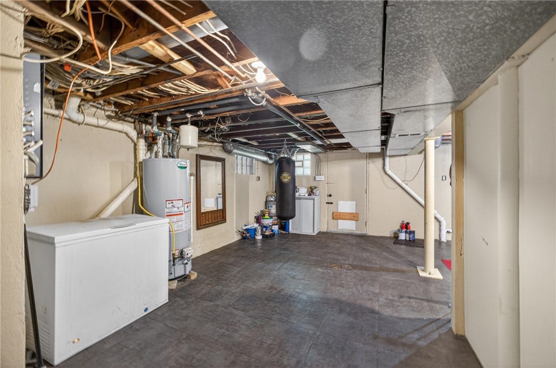 6424 Churchill Rd, Bethel Park, PA 15102