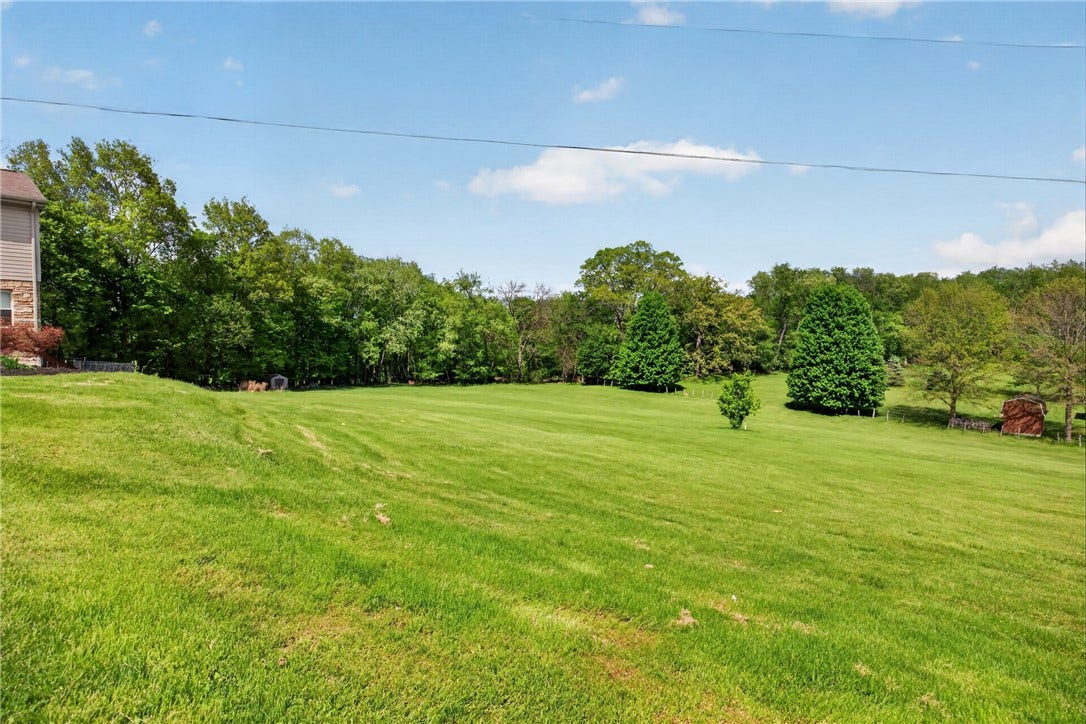 6424 Churchill Rd, Bethel Park, PA 15102