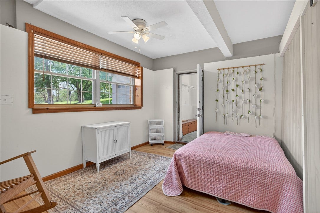 6424 Churchill Rd, Bethel Park, PA 15102