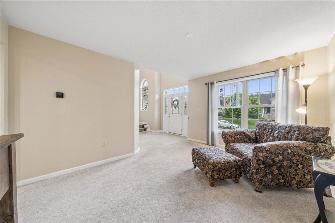 1803 Barneby Ct, Irwin, PA 15642