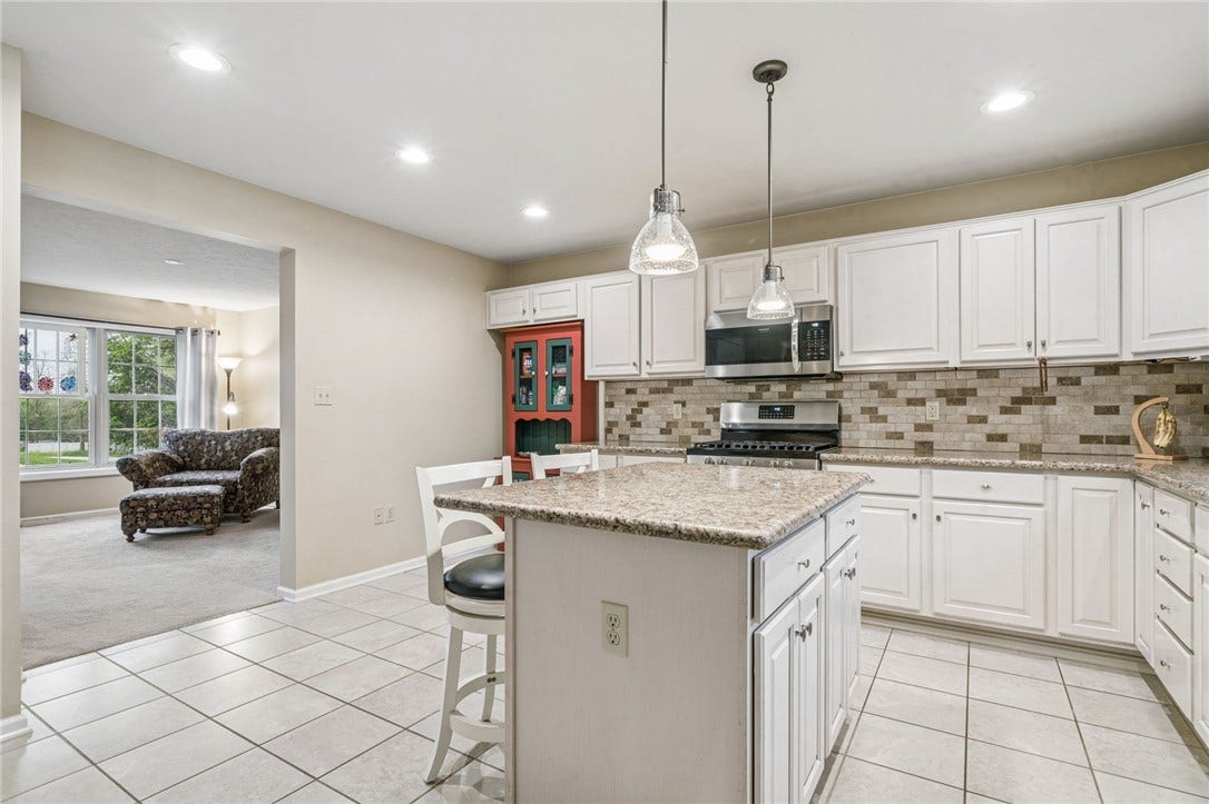 1803 Barneby Ct, Irwin, PA 15642
