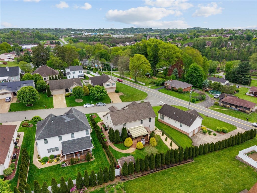 1803 Barneby Ct, Irwin, PA 15642
