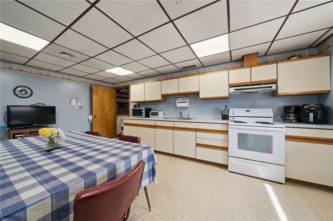 66 FRONT STREET, Millsboro, PA 15348