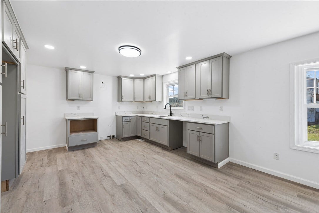 4362 State Route 136, Greensburg, PA 15601