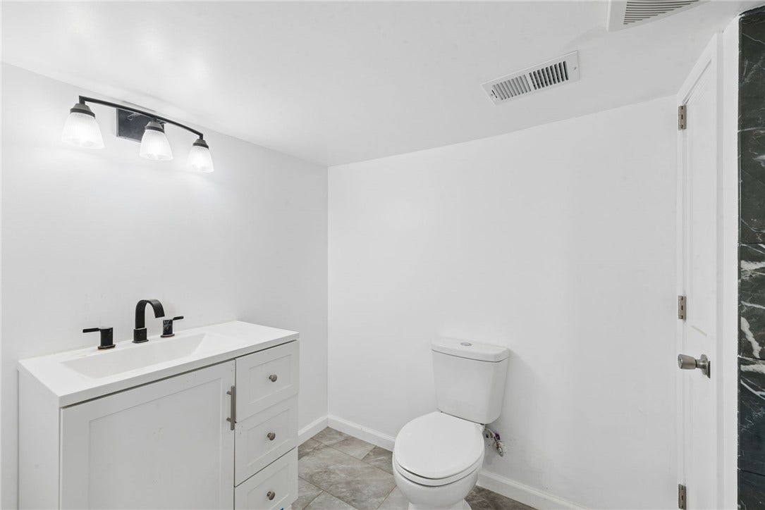 4362 State Route 136, Greensburg, PA 15601