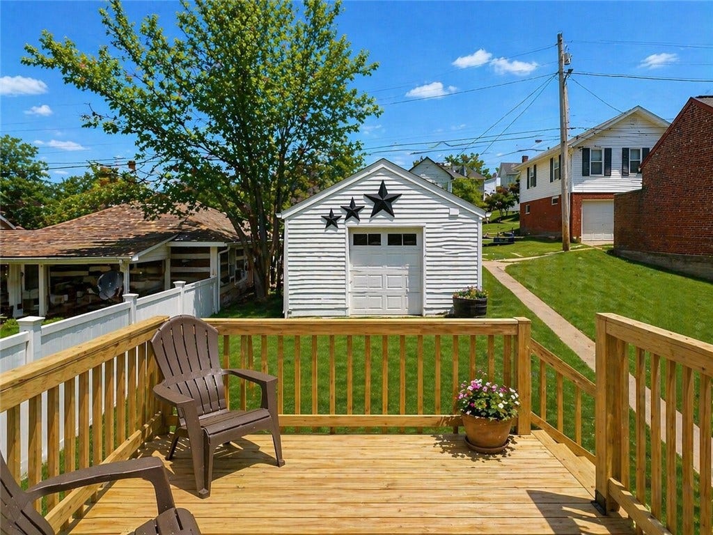 435 Steck, Greensburg, PA 15601