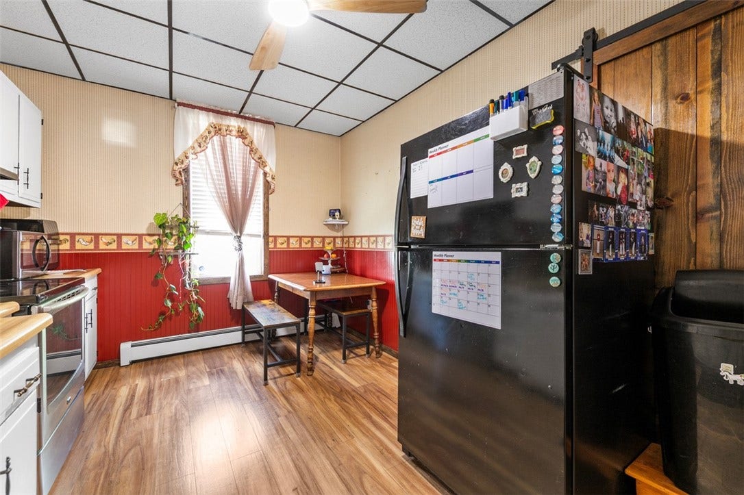 112 W Fayette St, Connellsville, PA 15425