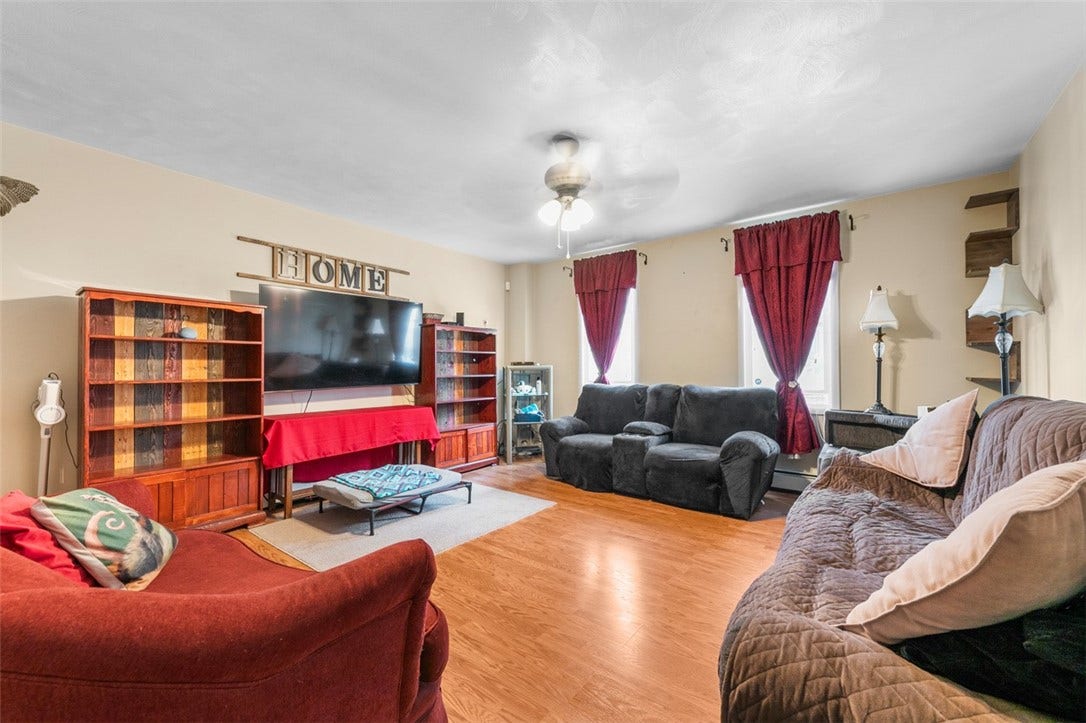 112 W Fayette St, Connellsville, PA 15425