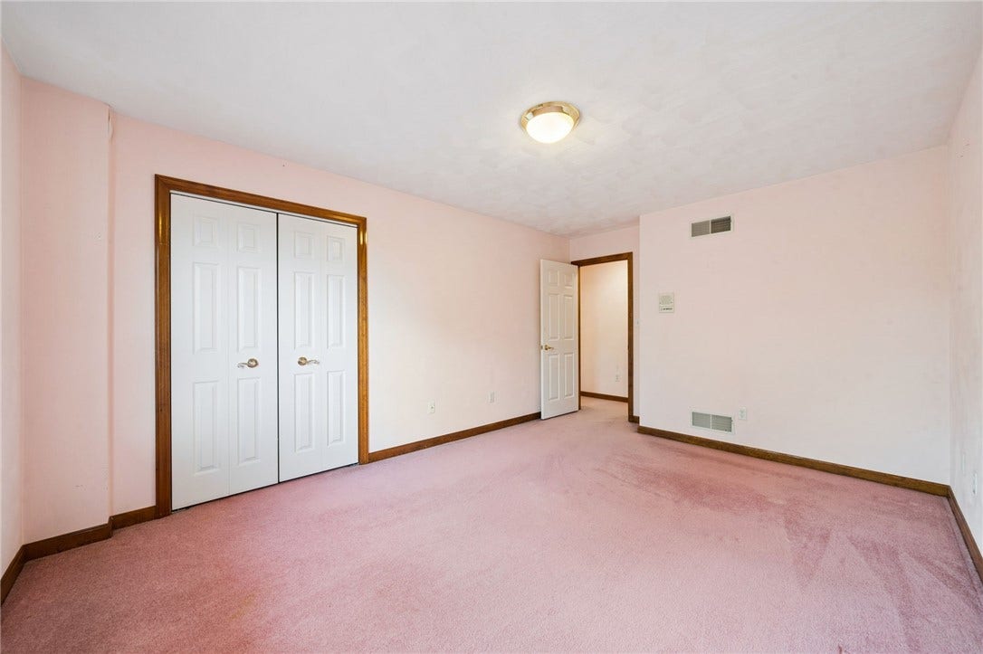 245 Meadow Spring Road, Greensburg, PA 15601