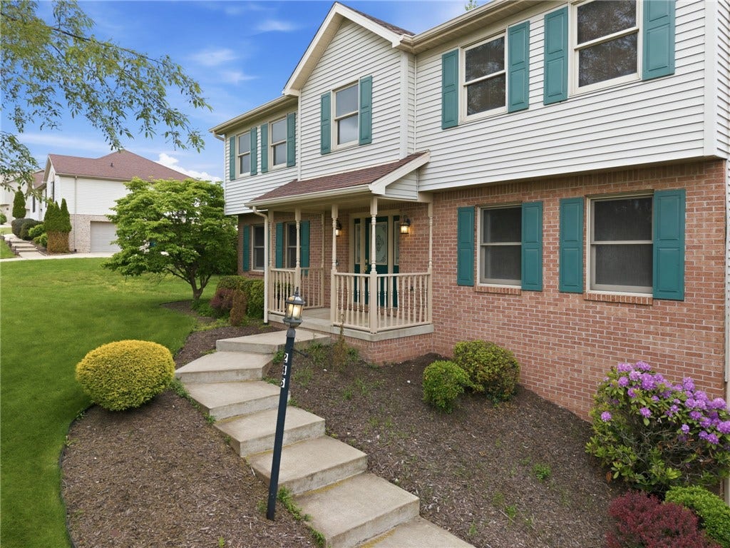 245 Meadow Spring Road, Greensburg, PA 15601