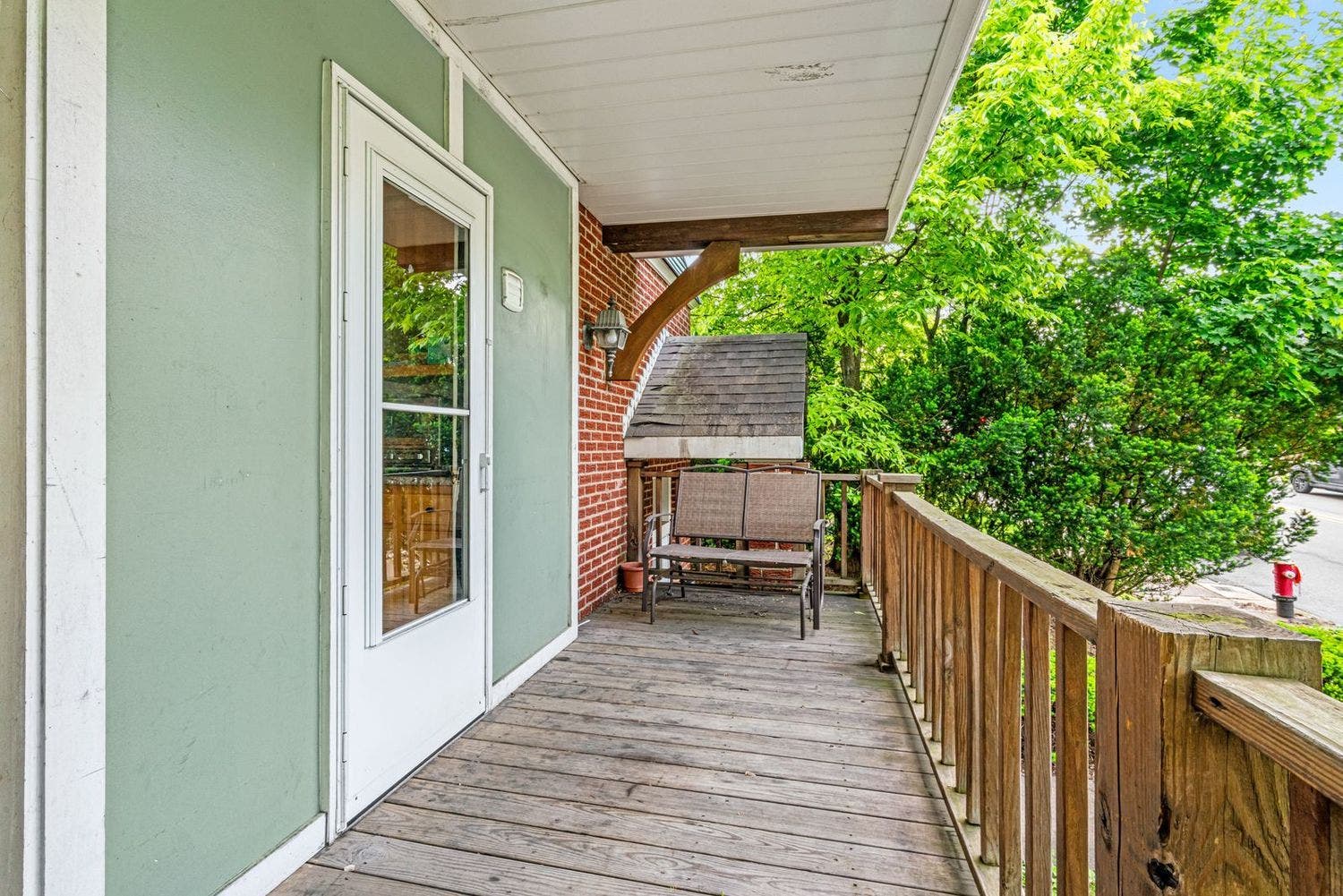 5632 Pocusset, Squirrel Hill, PA 15217 Porch off of Kitchen