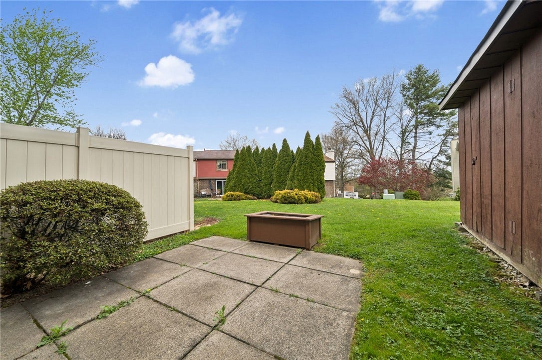 224 Sequoia Ct, Latrobe, PA 15650