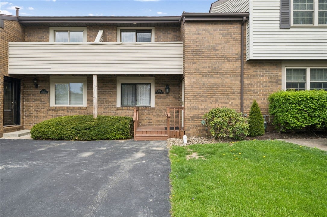 224 Sequoia Ct, Latrobe, PA 15650 224 Sequoia Ct, Latrobe, PA 15650