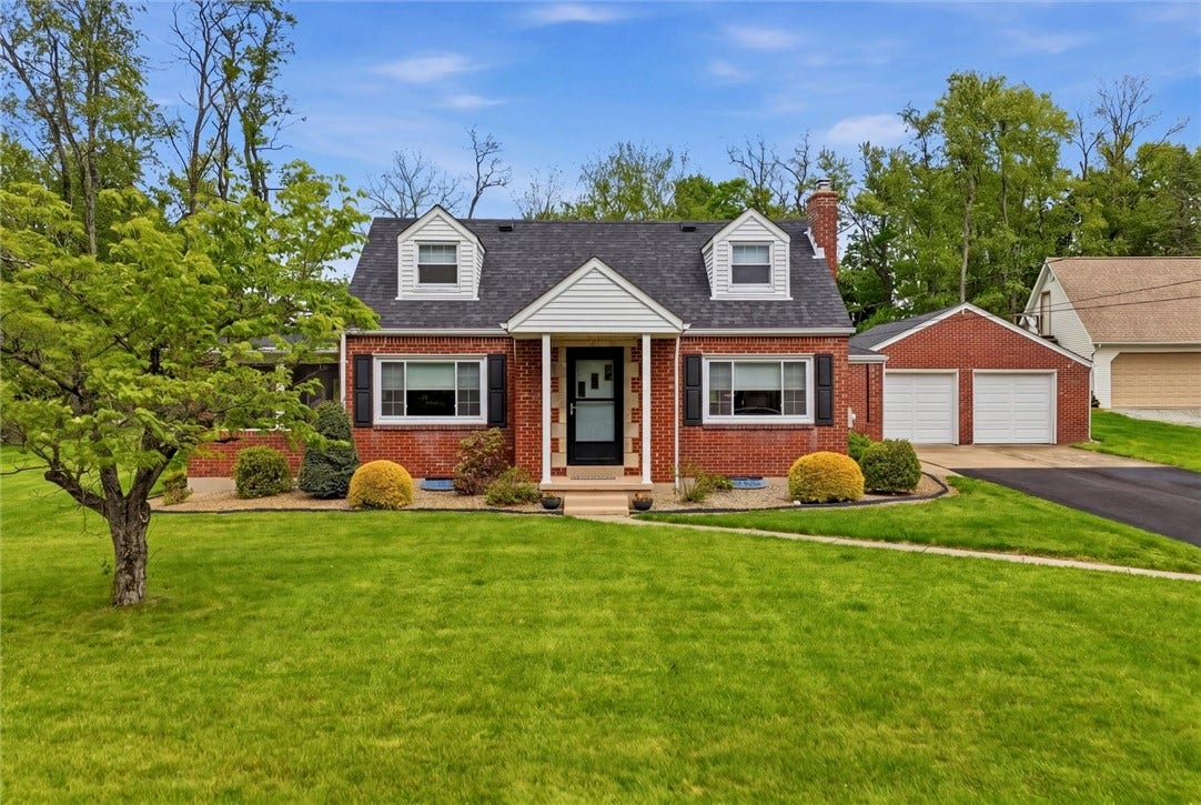832 Rebecca St, Irwin, PA 15642