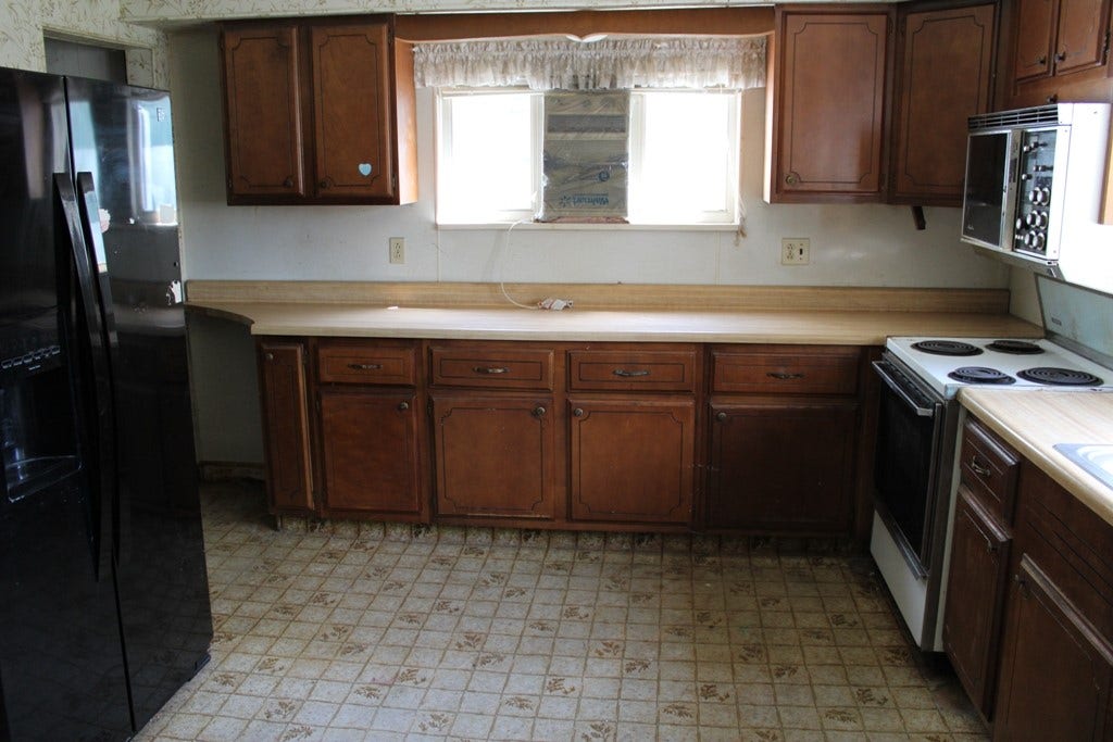125 Buttonwood Ave, Washington, PA 15301