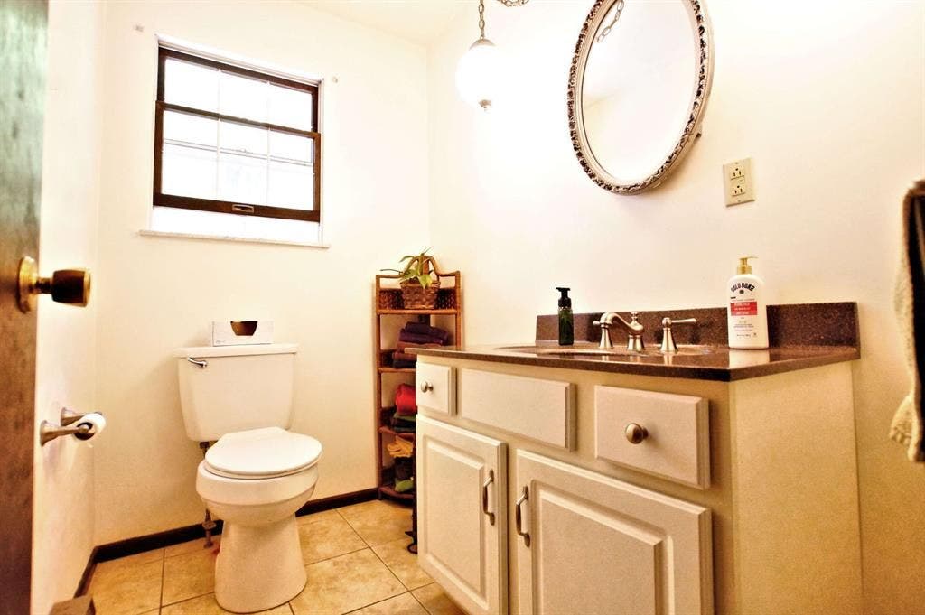 226 Echo Valley Road, Jeannette, PA 15644
