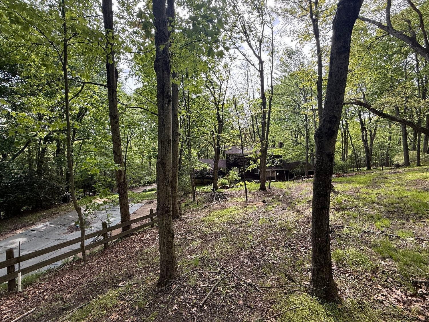 226 Echo Valley Road, Jeannette, PA 15644