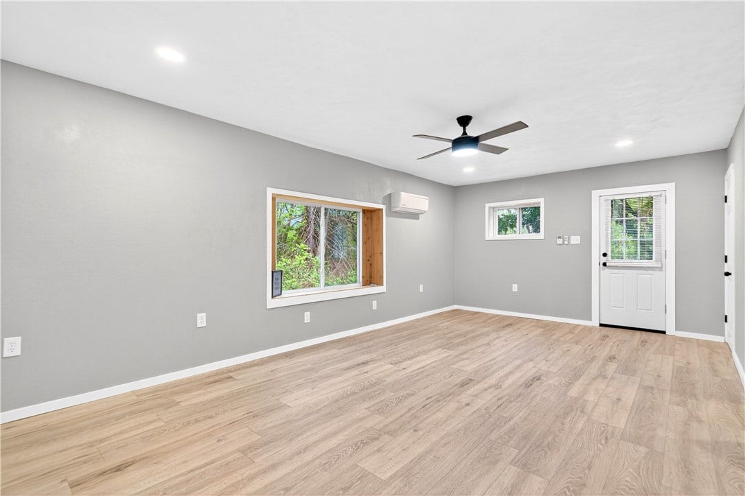 154 Ashbaugh Road, Jeannette, PA 15644