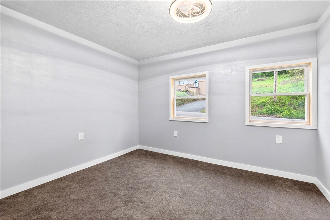 154 Ashbaugh Road, Jeannette, PA 15644