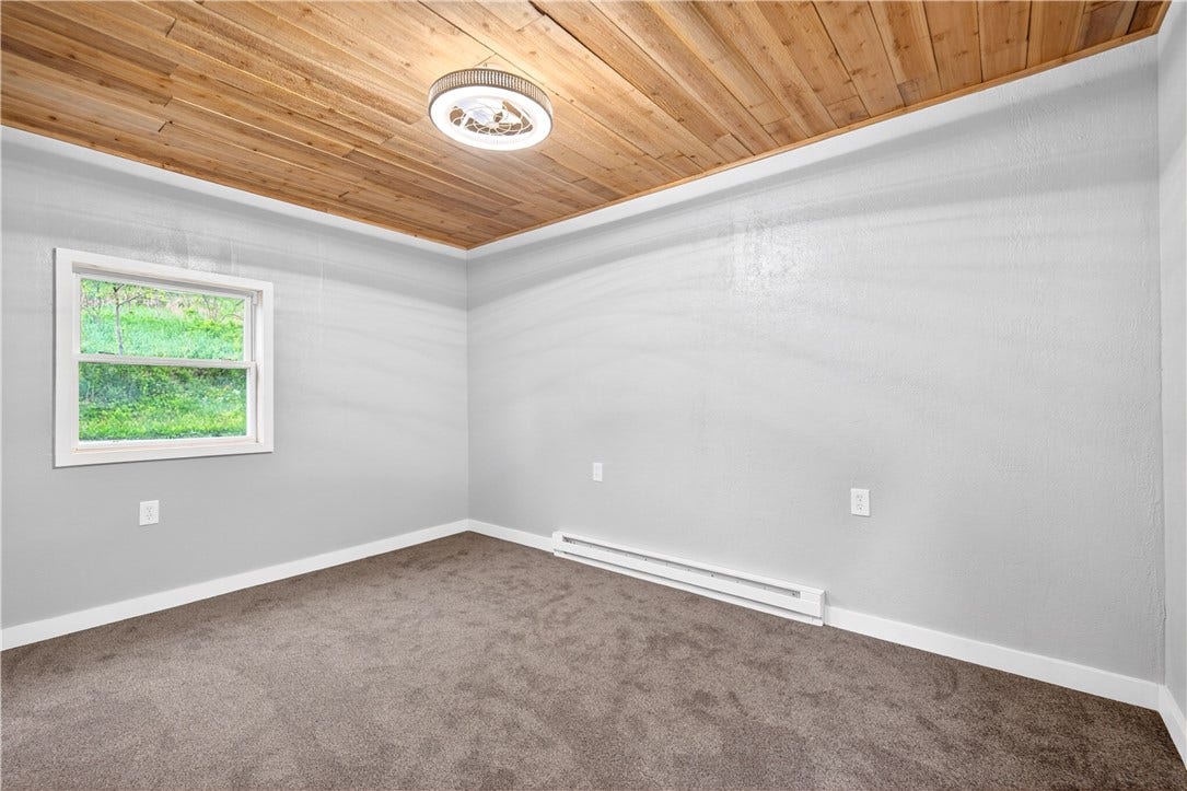 154 Ashbaugh Road, Jeannette, PA 15644