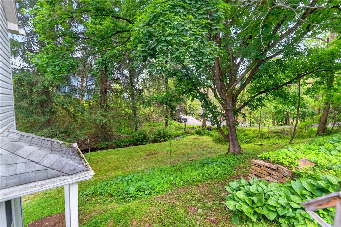 154 Ashbaugh Road, Jeannette, PA 15644