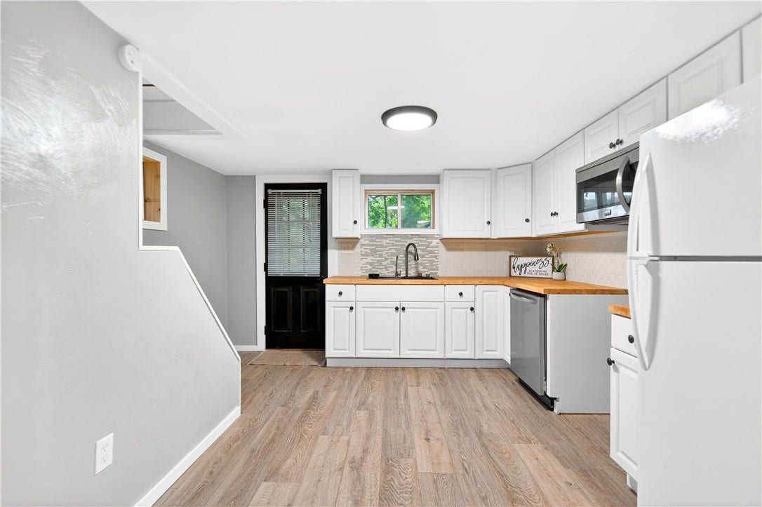 154 Ashbaugh Road, Jeannette, PA 15644