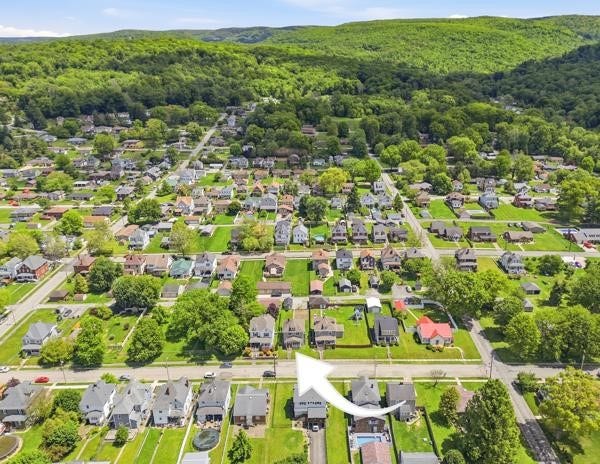 1221 Vine St, Connellsville, PA 15425