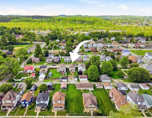 1221 Vine St, Connellsville, PA 15425