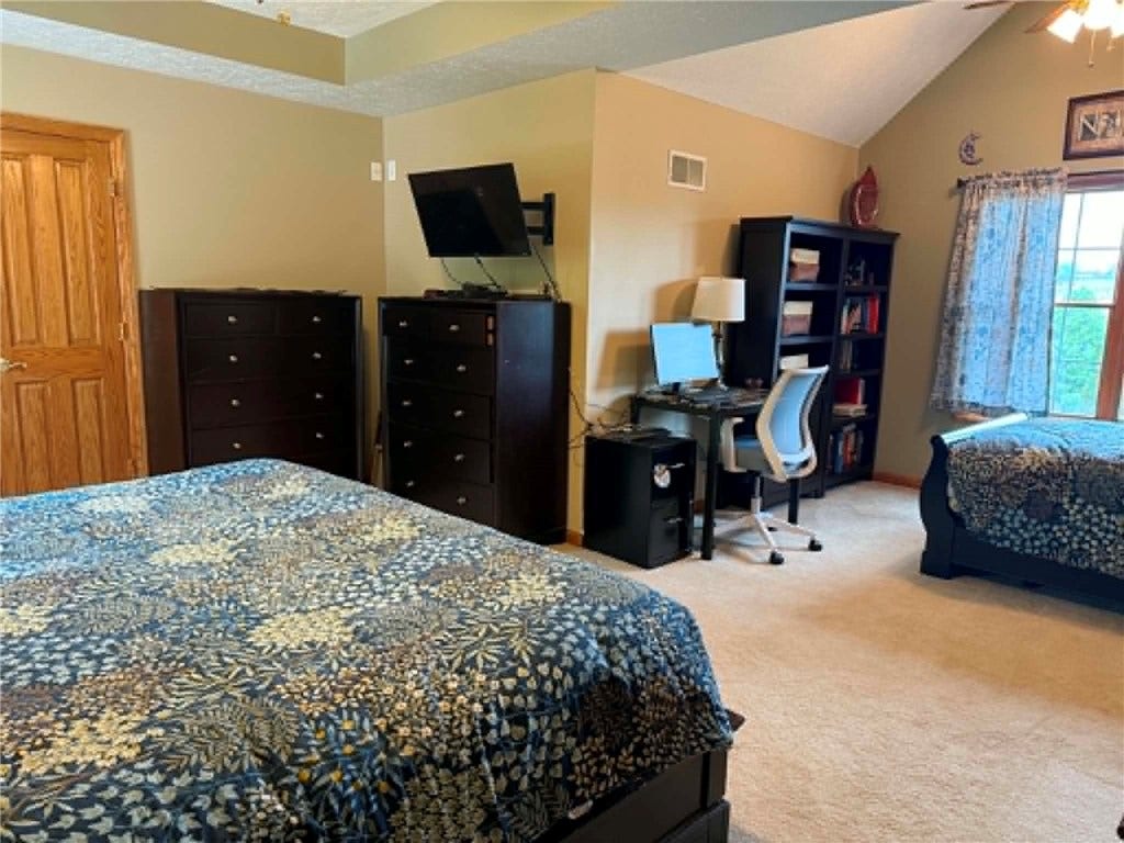 1040 CROSS CREEK DRIVE, Uniontown, PA 15401