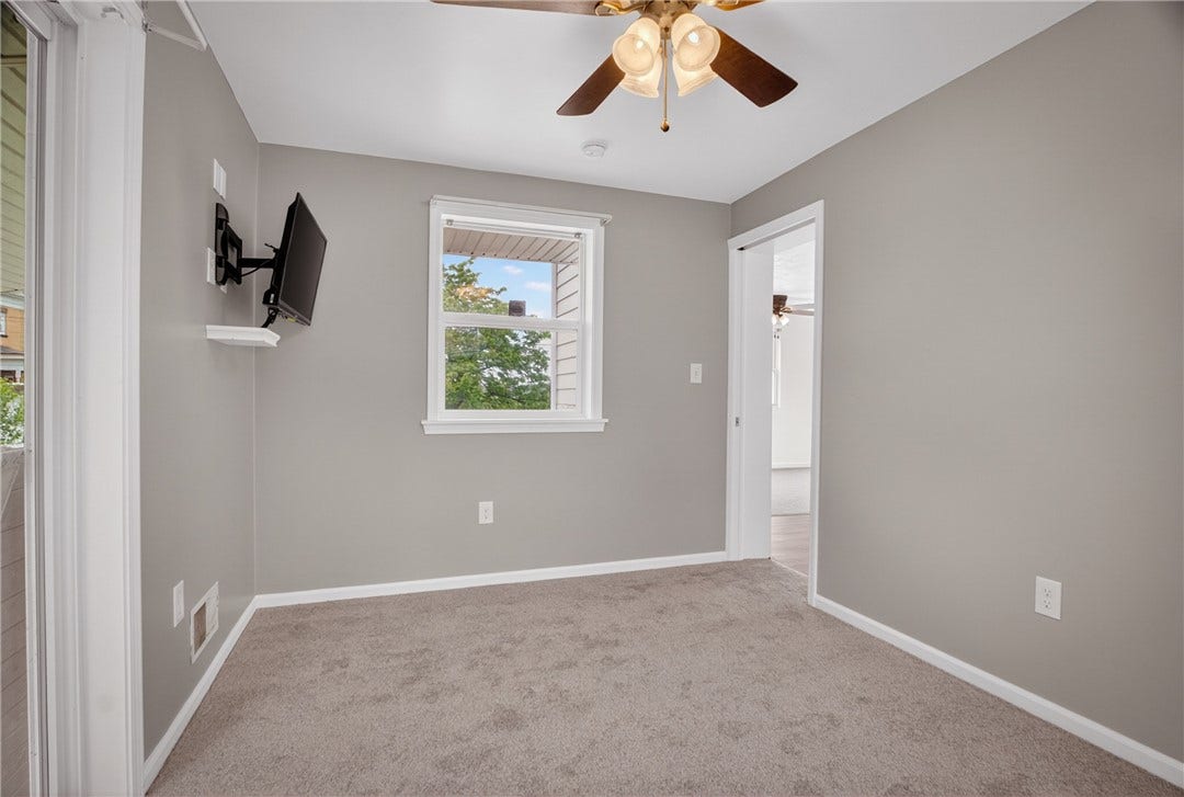 10 Brady Ave, Washington, PA 15301