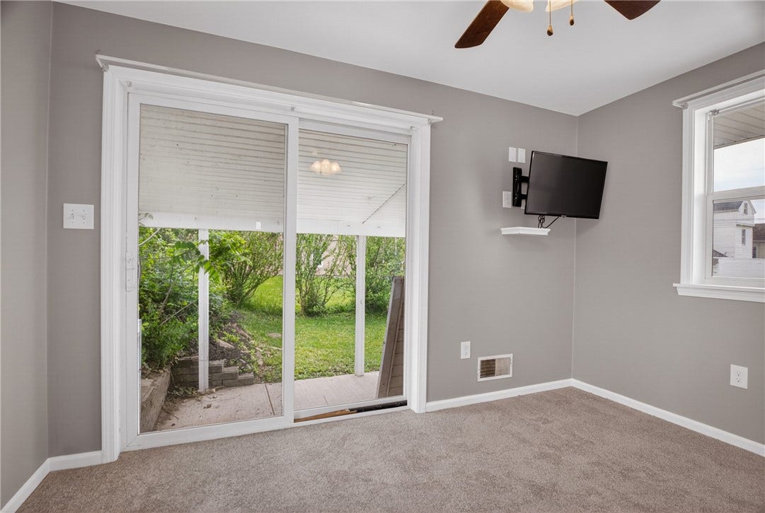 10 Brady Ave, Washington, PA 15301