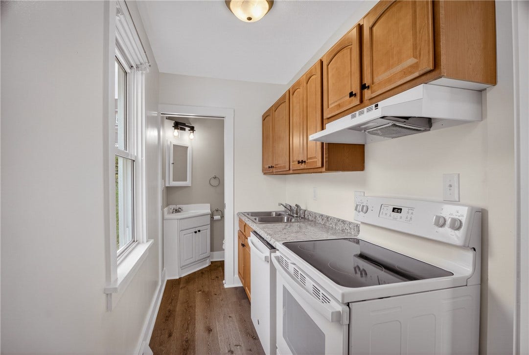 10 Brady Ave, Washington, PA 15301