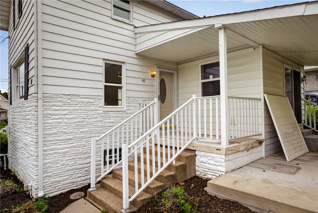 10 Brady Ave, Washington, PA 15301