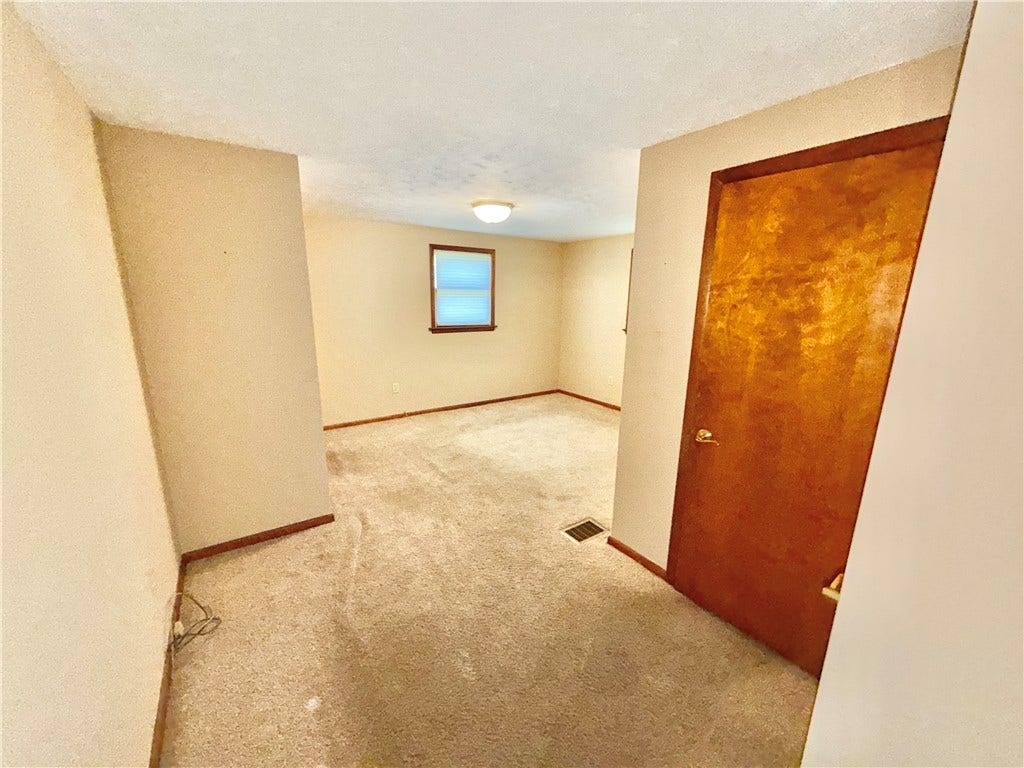234 Mountain View, Uniontown, PA 15401