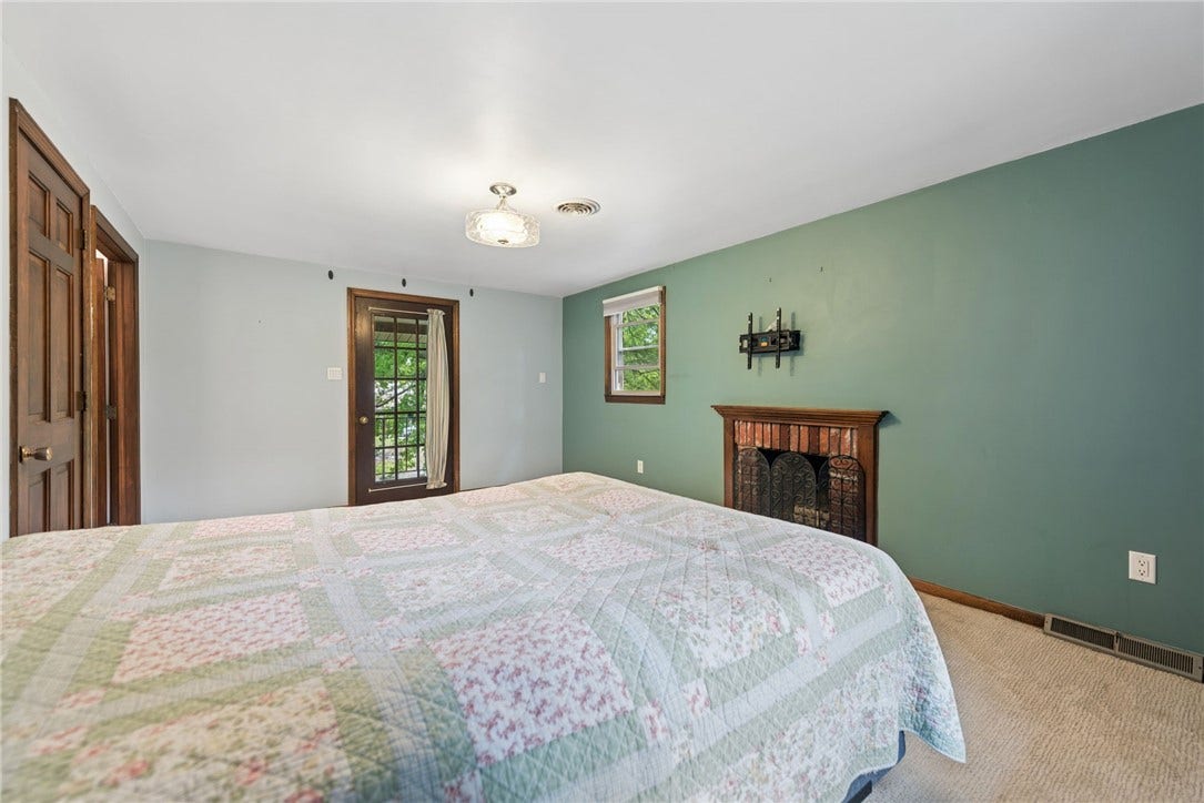 22 Buzzardtown Rd, Irwin, PA 15642 22 Buzzardtown Rd, Irwin, PA 15642