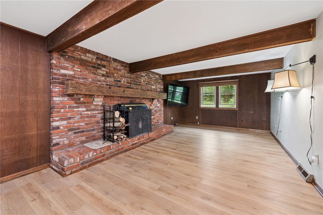 22 Buzzardtown Rd, Irwin, PA 15642 22 Buzzardtown Rd, Irwin, PA 15642