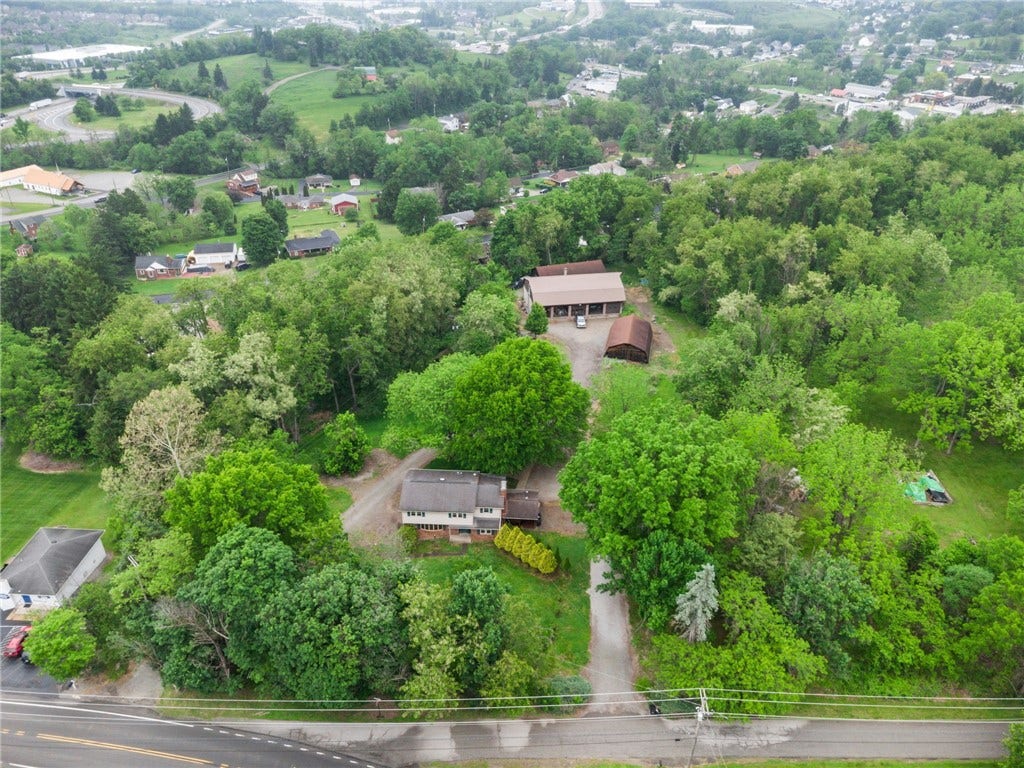 22 Buzzardtown Rd, Irwin, PA 15642