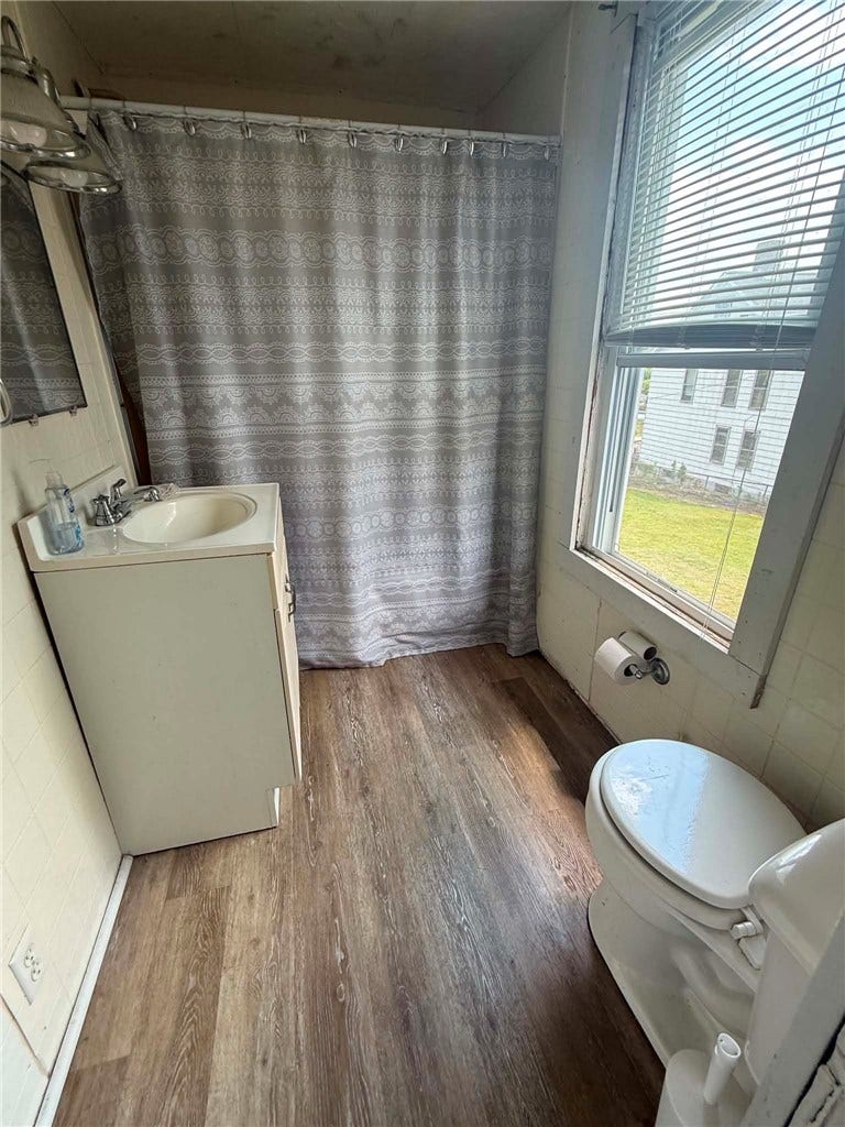 14 E CHURCH STREET, Masontown, PA 15461