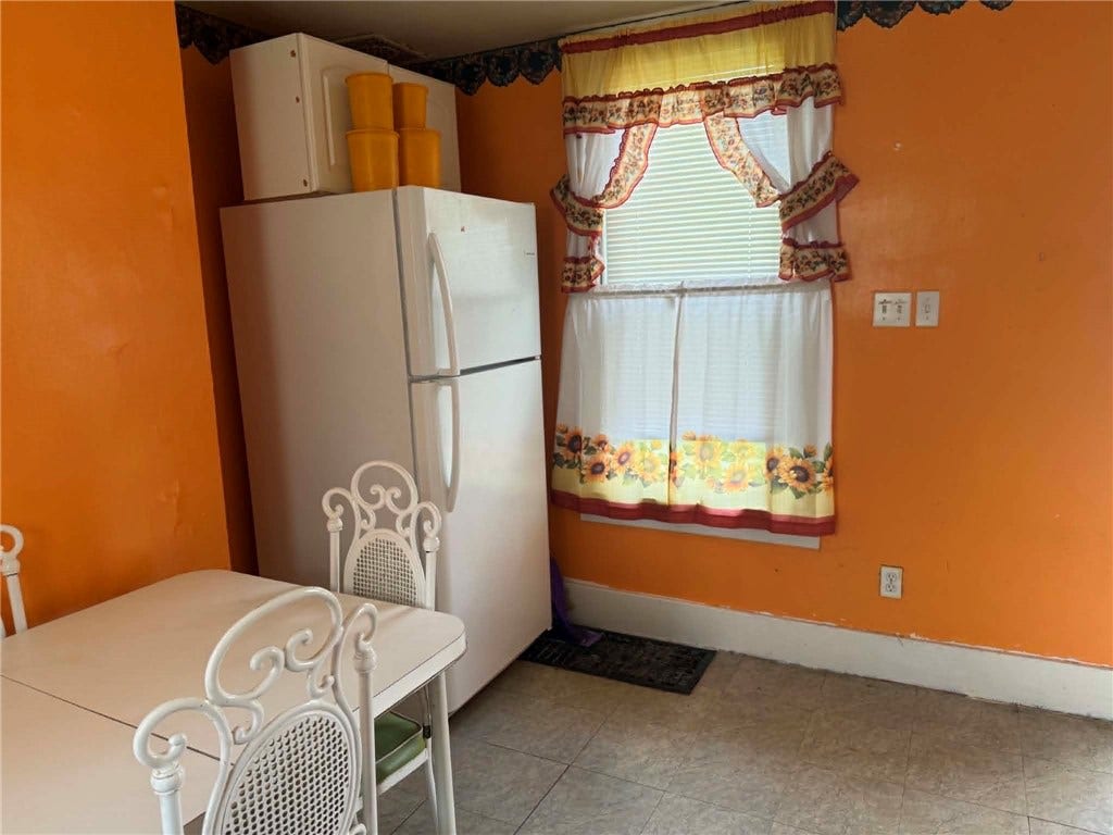 14 E CHURCH STREET, Masontown, PA 15461