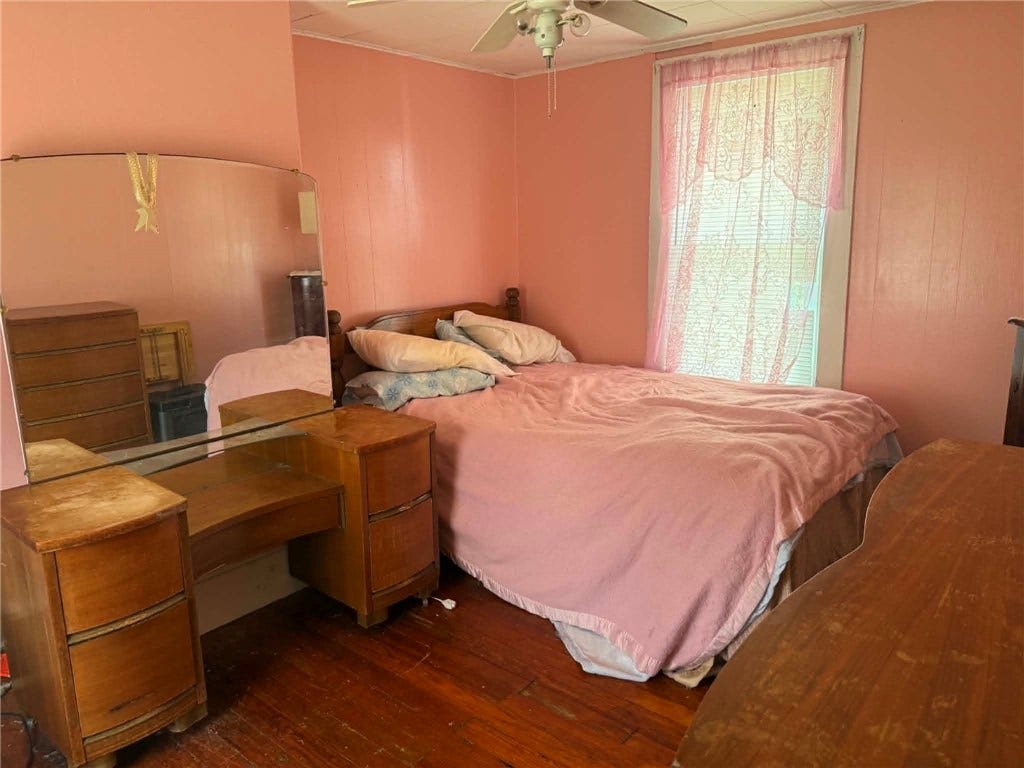 14 E CHURCH STREET, Masontown, PA 15461